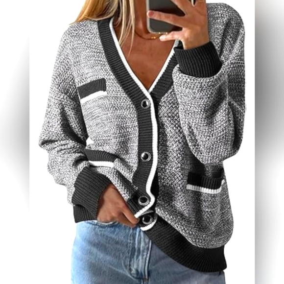 NWT Women's Black and Gray Cardigan Sweater. Size S. Oversized - Picture 1 of 4